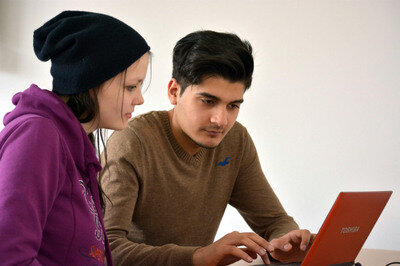 HRMS World - Social HRMS Collaboration